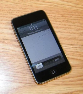 *FOR REPAIR* Apple (A1288) Black 8GB 2nd Generation iPod Touch **READ** - Picture 1 of 5