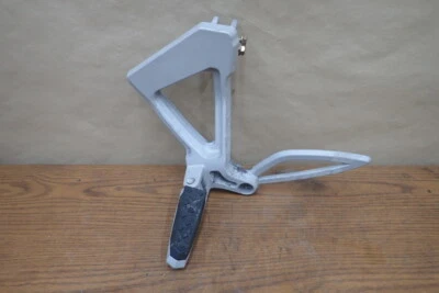 Clavija trasera izquierda Can Am Spyder RSS 990 2011 Roadster con montaje 705002132 Foto 1 de 4