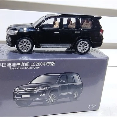 1:64 Toyota Land Cruiser LC200 off-road alloy car die-cast model collection - Image 1 of 4
