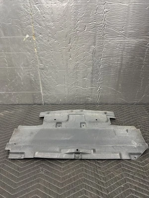 RAM 1500 2011-2018 PARACHOQUES DELANTERO RADIADOR PRESA DE AIRE INFERIOR PROTECTOR OEM Foto 1 de 4