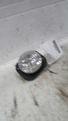 Used Driving Light fits: 2019 Jeep Wrangler Fog-Driving Grade A Foto 1 de 4