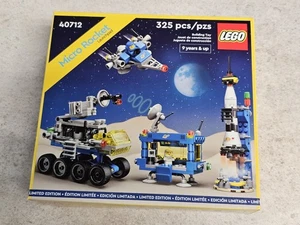 LEGO Space 40712 Micro Rocket Launchpad Space Baby Minifig GWP Promo Rare Sealed - Picture 1 of 6