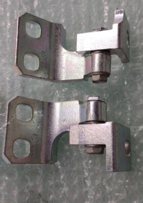 NEW OEM Mopar Lower and upper left rear Door Hinge 68082440AF  Dodge Dart 13-16 - Image 1 of 4