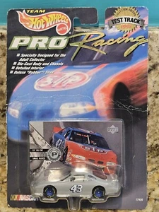 1997 Bobby Hamilton Pontiac Grand Prix Hot Wheels Pro 'Test Track' Series - Picture 1 of 3