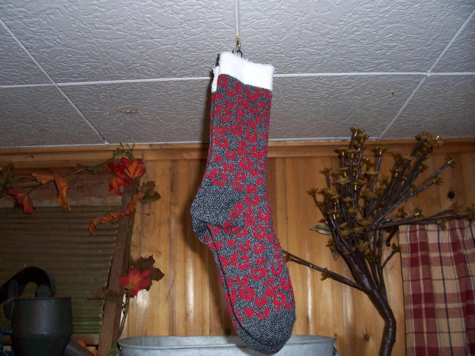 MEIAS FEMININAS SEM LIMITES 1 PAR DE SAPATOS CINZA VERMELHO DESIGNS TAMANHO 4-10 CAMADAS DUPLAS - Imagem 1 de 1