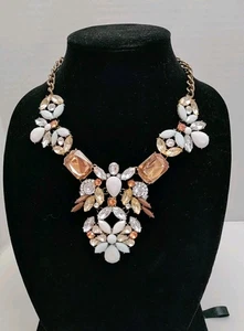 Champagne White & Pale Blue Y Statement Bib Necklace 14-17" Drop - Picture 1 of 8