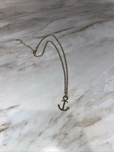 Golden anchor necklace - Picture 1 of 4