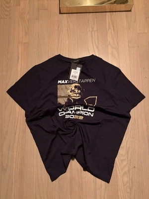 2022 年 F1 红牛赛车 Max Verstappen 世界冠军衬衫 — 第 1/4 张图片