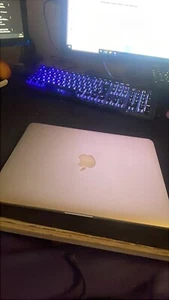 MacBook Pro (Retina 13 Zoll, Anfang 2015) Silber / 128GB - Bild 1 von 8