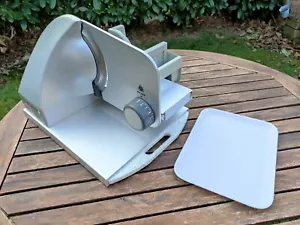GRAEF Allesschneider 186 MASTER PLUS Brotschneidemaschine Aufschnittmaschine - Bild 1 von 3