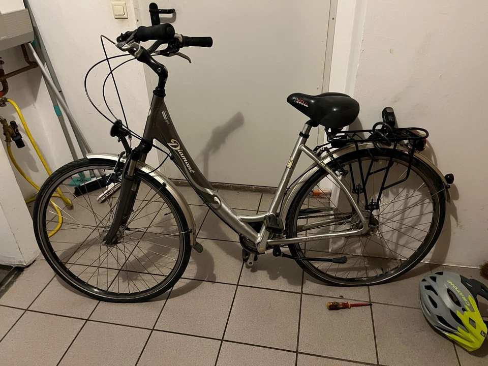 damenfahrrad 28 zoll 8 - Gang - Bild 1 von 1