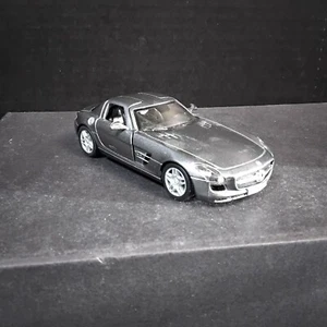 KINSMART Mercedes Benz SLS AMG Pull Back Car Scale 1:36 Silver - Picture 1 of 4