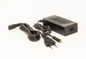 Cargador de batería 29,4V 2A DC (para baterías de iones de litio de 24V) EBike E-Bike Pedelec Scooter - Imagen 1 de 2