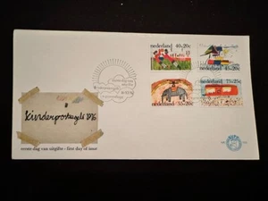 CM) 1976. NETHERLANDS. CHILDREN'S DRAWINGS OF FOOTBALL, BOAT, CIRCUS, TRAILER. F - Picture 1 of 1
