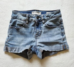 Bullhead blau Denim Jeans mit Bündchen super dehnbar Shorts Größe 1 23 Damen Junior - Bild 1 von 4