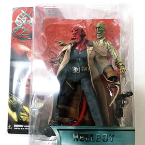 Mezco Hellboy 2 Golden Army With Ivan Zombie Corpse 7" Action Figure 1:12 Scale - Picture 1 of 8
