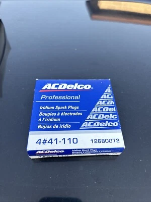CAJA DE 4 Bujías-Iridio ACDelco GM Equipo Original 41-110... Foto 1 de 3
