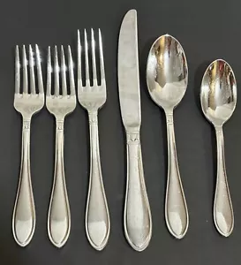 Wallace RIVIERA GLOSSY 18/10 Stainless Flatware Knife Fork Spoon** You CHOOSE ** - Picture 1 of 18