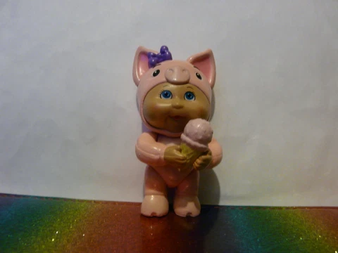 Cabbage Patch Kids PAISLEY PIG Mini Figure Cover
