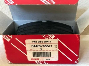 Toyota Genuine Parts Pad Disc Brake for Camry 1987-1990 Part 04465-YZZA3 - NEW - Picture 1 of 3