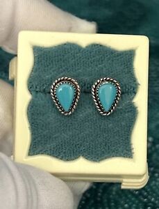VTG.14K SOLID GOLD POST & ClOSURE QUALITY TURQUOISE STONE POST EARRINGS