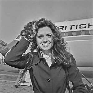 Italian singer Gigliola Cinquetti arrives in the UK, 4th April 1974 - Old Photo