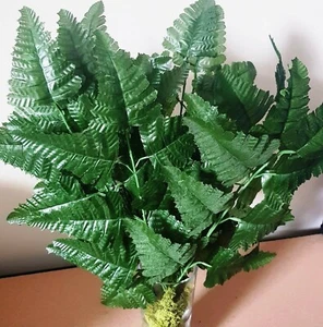 Künstliche FERNs Efeu Rose Garten Blumenlaub Blätter Rebe LEDER BLATT grün - Bild 1 von 14