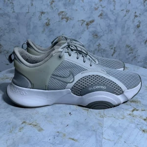 Nike Superrep Go 2 Herren Größe 12,5 Laufschuhe Grau Weiß Sportschuhe - Bild 1 von 15