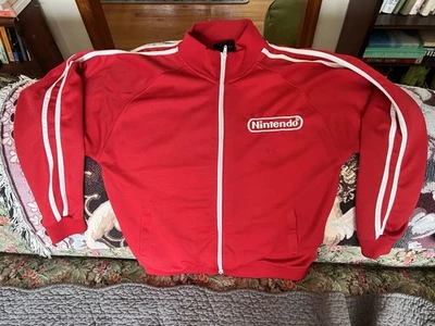 Jaqueta vermelha vintage 2003 Nintendo Track tamanho médio - Imagem 1 de 4