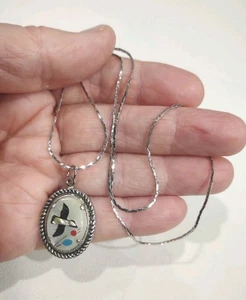Vintage ST Native American MOP Stone Bird Pendant Necklace, 16", 1 1/4" F55 - Picture 1 of 6