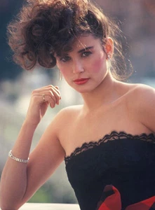 photo 10*15cm 4x6 INCH demi MOORE (44) - Bild 1 von 1