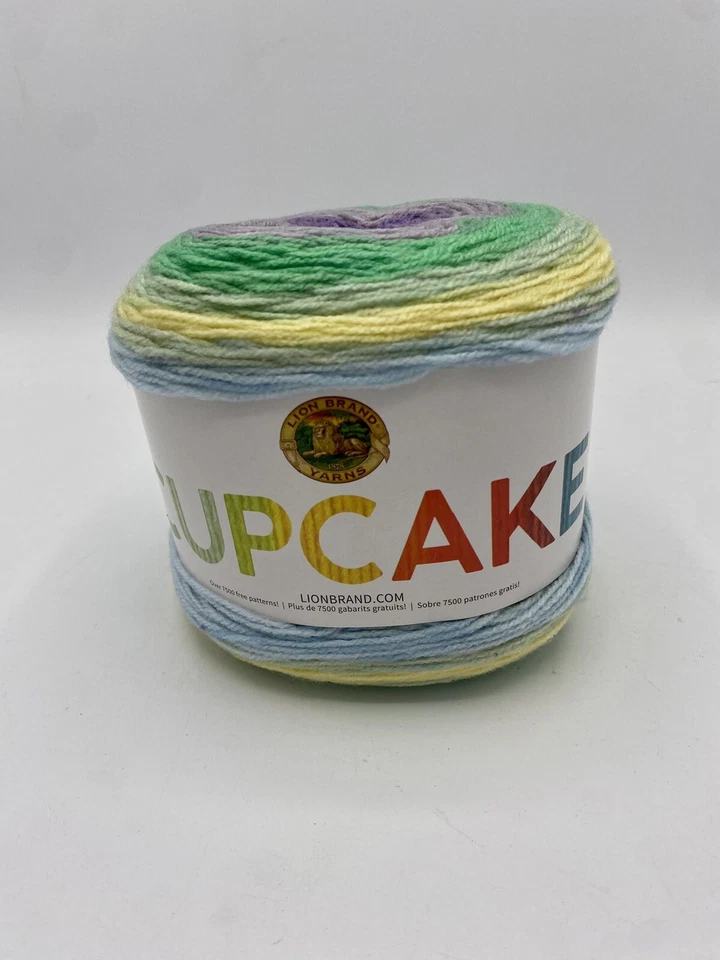 Lion BRAND Cupcake Yarn Robin Egg 2 Skeins 150g 590yd