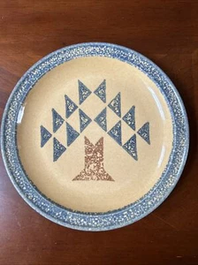 Vintage Pfaltzgraff America MAFA Dinner Plate Yellow Blue Spongeware Quilt Tree - Picture 1 of 4