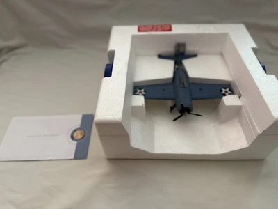 Franklin Mint Armour Collection F4F Wildcat (B11E370) 1:48. - Imagem 1 de 4