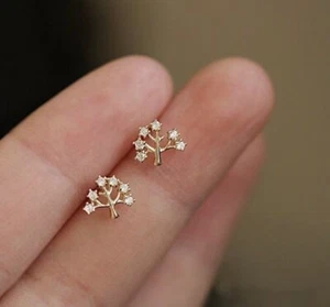 10K Yellow Gold With Natural Real Diamond Mini Tree Design Stud Women Earring - Picture 1 of 6