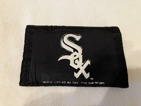 Chicago White Sox Nylon Trifold Wallet MLB used American League vintage 2005 Cover