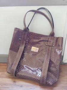 Las mejores ofertas en Bolsos y carteras de serpiente marrón GUESS para  Mujeres | eBay
