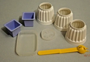 1 TUPPERWARE D19 je 125ml Puddingformen Stück A40 Swingdeckel Haushaltshelfer - Bild 1 von 4