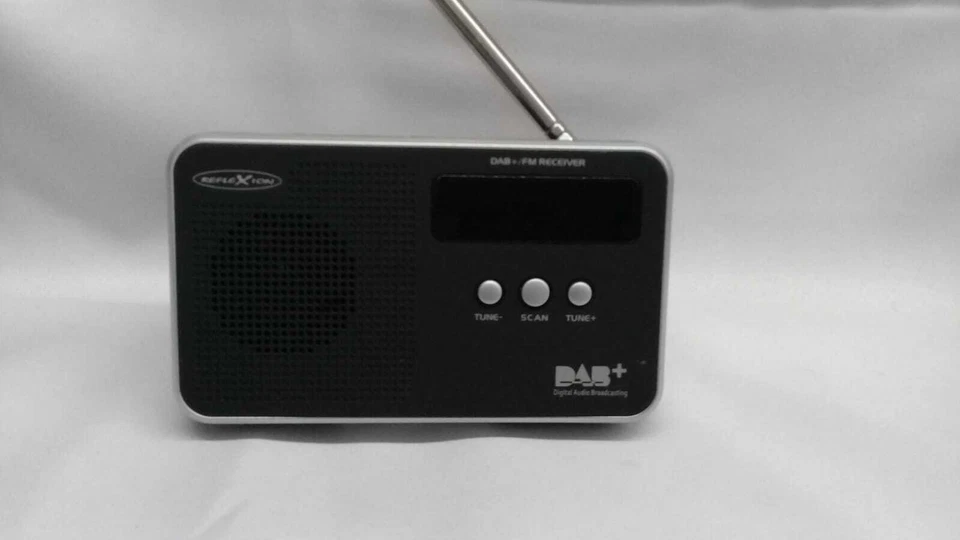 Reflexion TRA-5000D+ Schwarz Portables DAB/DAB+/UKW-Radio - Bild 1 von 1