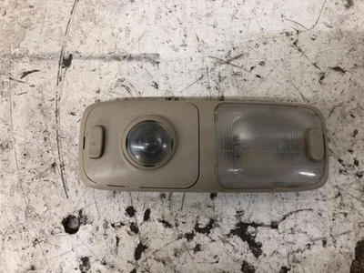 Iluminación domo derecha/pasajero Volvo VNL CABINA, interior - usado Foto 1 de 4