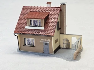 FALLER B-206 H0 CASA UNIFAMILIAR con TERRAZA construida VINTAGE COLECCIONISTA MODELISMO FERROVIARIO  - Imagen 1 de 7