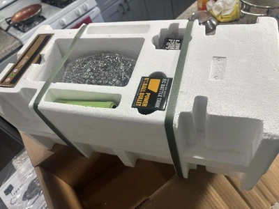 Taigen Tank IMEX 1/16 Metal Sherman 75MM M4  - Image 1 of 4