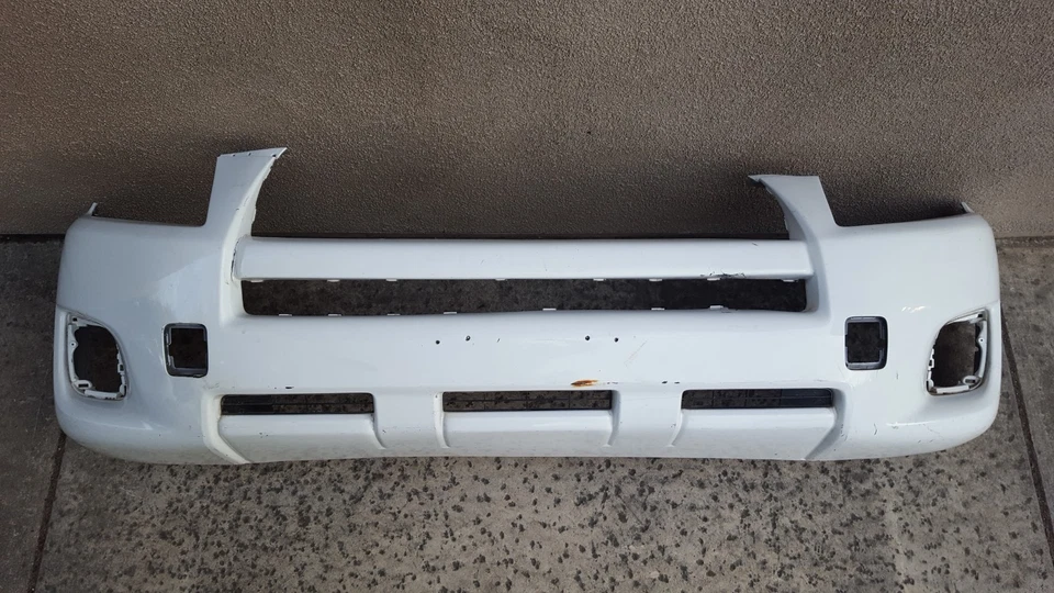 Cubierta del parachoques delantero OEM 52119-4 TP383 2009-2012 TOYOTA RAV4 RAV-42710 Foto 1 de 4