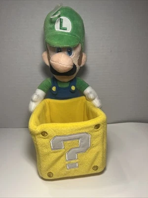 Peluche Super Mario Bros. 9": Luigi con caja de monedas Foto 1 de 4