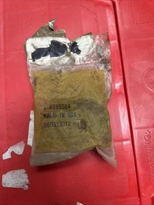 Buje dividido cilíndrico John Deere número de pieza: H105584 - Imagen 1 de 4