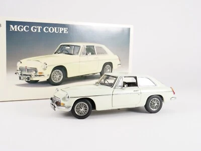 Auto Arte 1/18 76621 Mgc Gt Coupé Fiore Bianco - Immagine 1 di 4