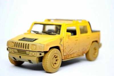 KINSMART 1:40 DISPLAY 2005 HUMMER H2 SUT MUDDY carro fundido SUV amarelo KT5097DY - Imagem 1 de 4
