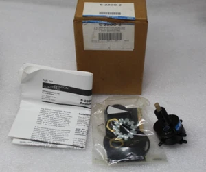 Johnson Controls S-2300-2 Pneumatic Manual Selector Switch, New - Picture 1 of 9
