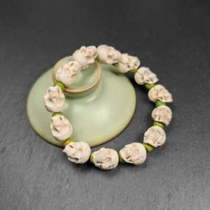 Tibetisches Citipati Armband Mala, einzigartiges Totenkopf Perlenarmband, geschnitzt aus Hirschgeweih - Bild 1 von 10