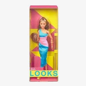 Barbie Looks Doll Wave 3 (PETITE, HISANIC) Brand New 2023 - Picture 1 of 7
